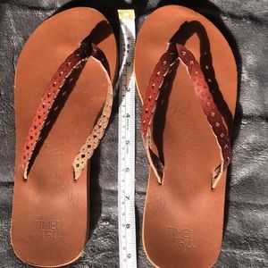 Cute tan sandals size 6